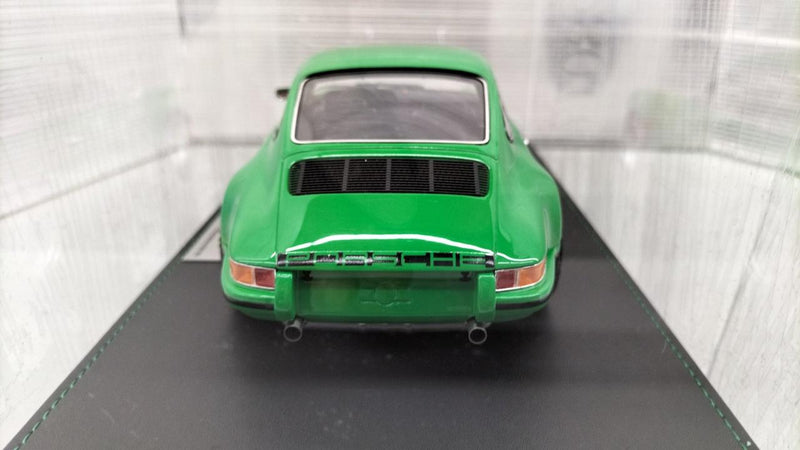 Laden Sie das Bild in Galerie -Viewer, AR.TIMA 1/18 Porsche 911 S/T Scale Model Car– Used

