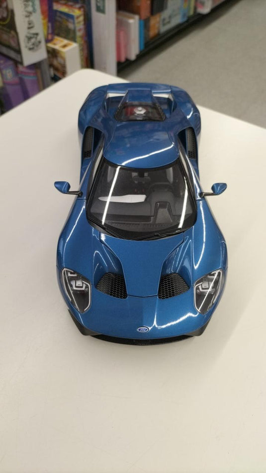 AUTOart 1/18 Ford GT 2017 (Metallic Blue) Diecast Car– Used