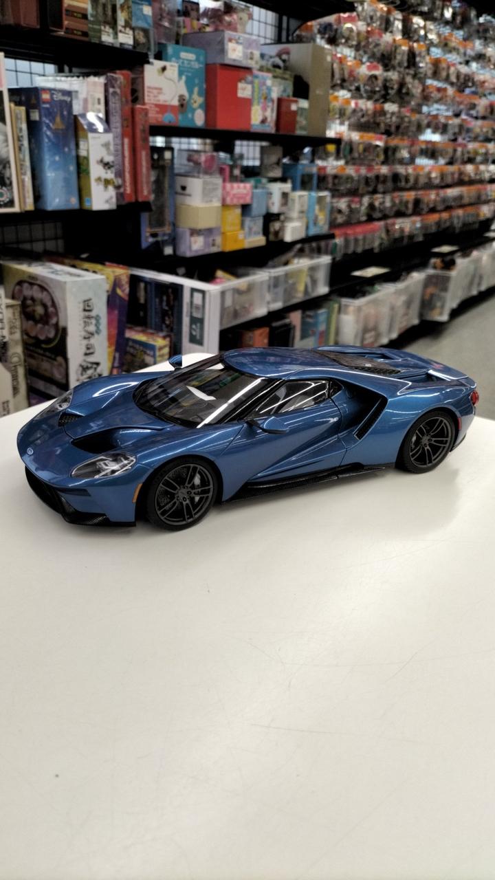Carica immagine in Galleria Viewer, AUTOart 1/18 Ford GT 2017 (Metallic Blue) Diecast Car– Used
