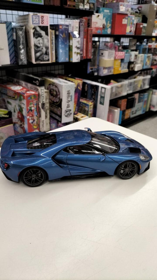 AUTOart 1/18 Ford GT 2017 (Metallic Blue) Diecast Car– Used