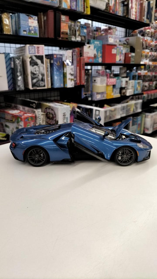 AUTOart 1/18 Ford GT 2017 (Metallic Blue) Diecast Car– Used