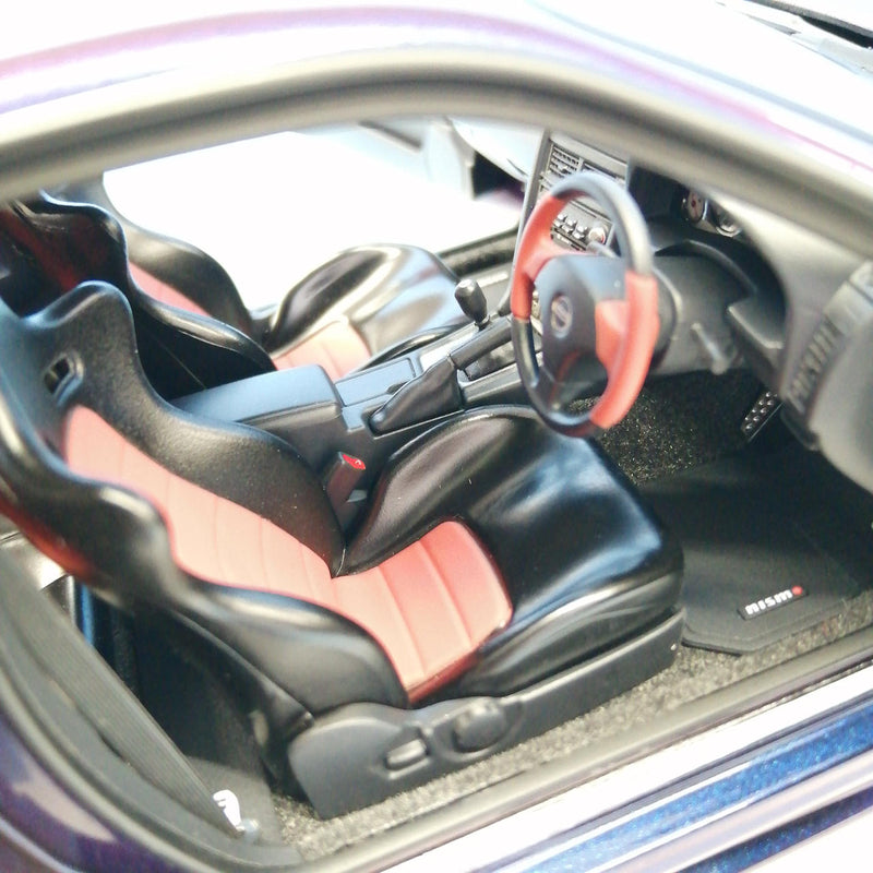 Cargue la imagen en el visor de la galería, AUTOart 77464 1/18 Nismo R34 GT-R Z-TUNE Scale Car– Used
