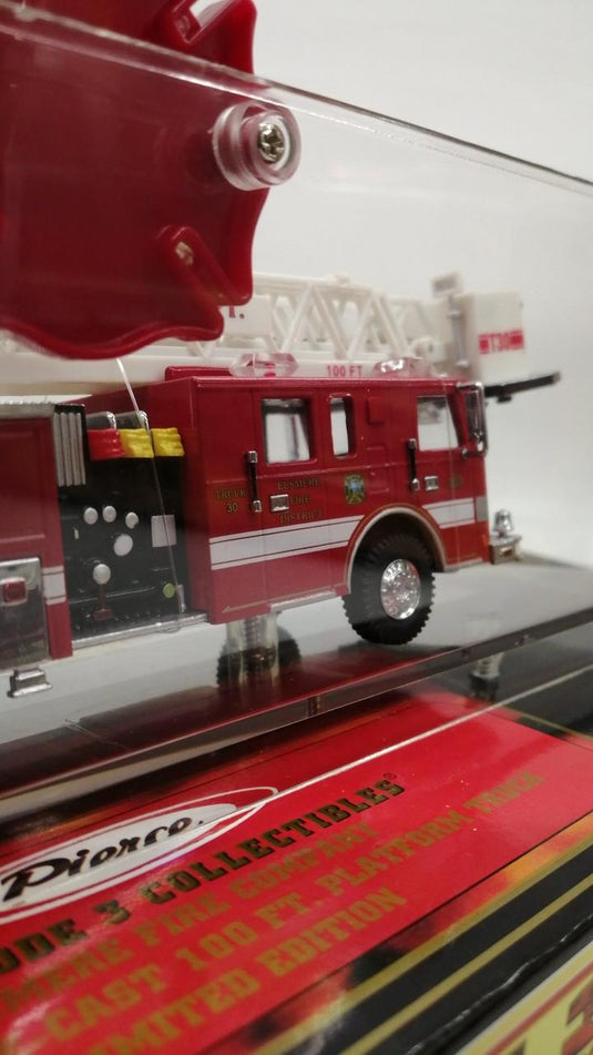 CODE 3 12910 ELSMERE FIRE DEPT T30 1/64 Diecast Model– Used