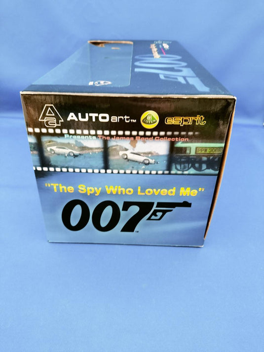 AUTOart "The Spy Who Loved Me" Lotus Esprit S1 1/18 Scale Car– Used