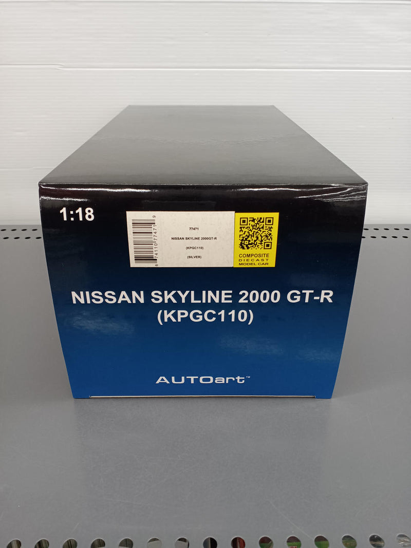 Load image into Gallery viewer, AUTOart Skyline 2000GT-R 1/18 Scale Model Car– Used
