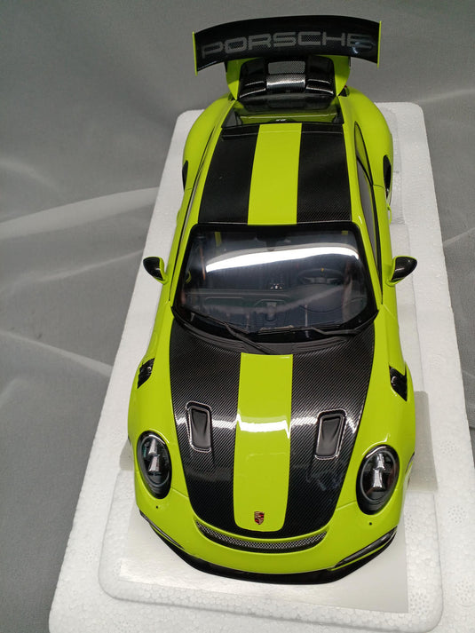 AUTOart PORSCHE 911 GT2 RS 1/18 Diecast Car– Used