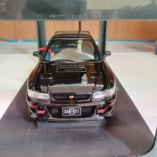 AUTOart Subaru Impreza 22B STi Version 1/18 Scale Car– Used