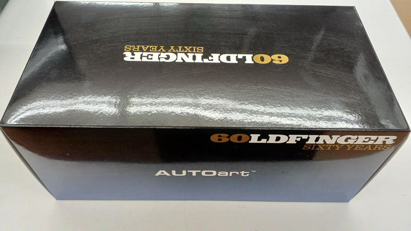Cargue la imagen en el visor de la galería, AUTOart Aston Martin DB5 James Bond Car 1/18 Diecast Car– Used
