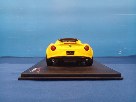 TSM 1/18 Alfa Romeo 4C Spider Diecast Car– Used
