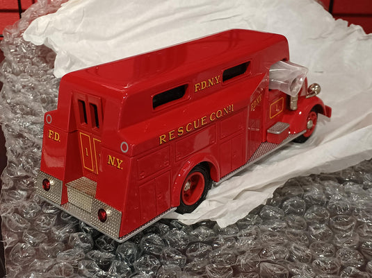 ASHTON MODELS 1948 Mack L-type Truck F.D.N.Y. 1/43 Scale Diecast Car– Used