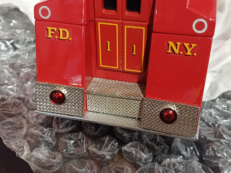 Load image into Gallery viewer, ASHTON MODELS 1948 Mack L-type Truck F.D.N.Y. 1/43 Scale Diecast Car– Used
