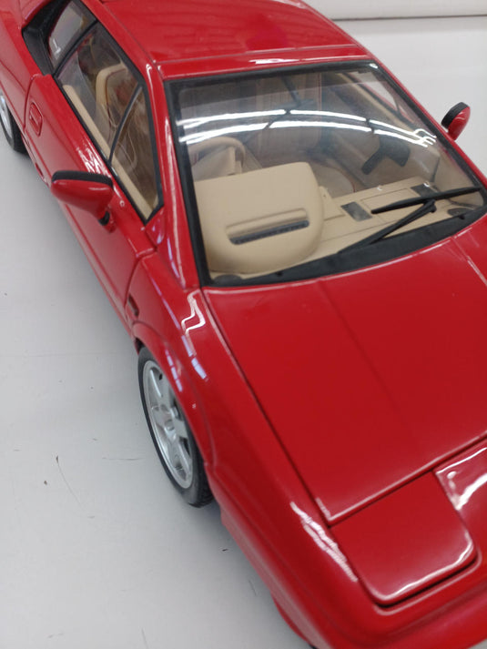 AUTOart Lotus ESPRIT 1/18 Scale Model Car– Used