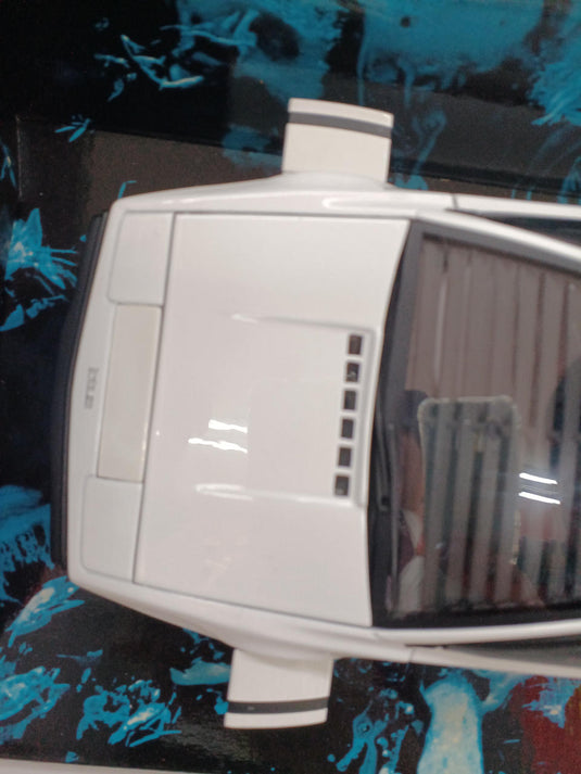 AUTOart 007 Lotus ESPRIT 1/18 Scale Model Car– Used