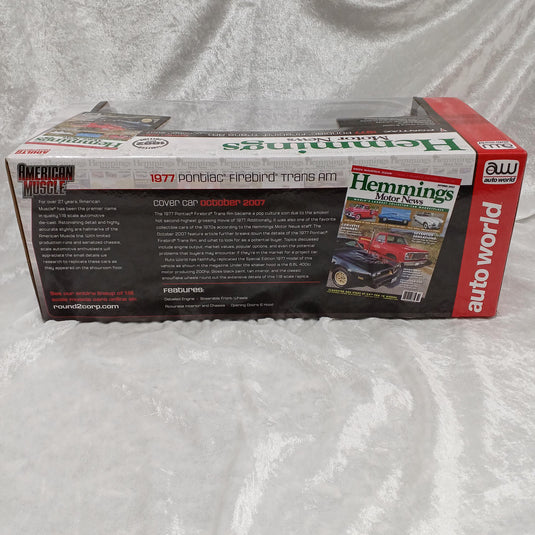 AMERICAN MUSCLE 1977 PONTIAC FIREBIRD TRANS AM 1/18 Scale Diecast Car– Used