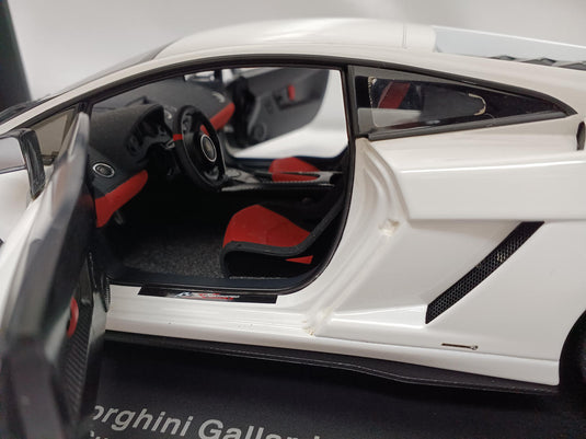 AUTOart Lamborghini Gallardo LP570 Super Trofeo Stradale Scale Model Car