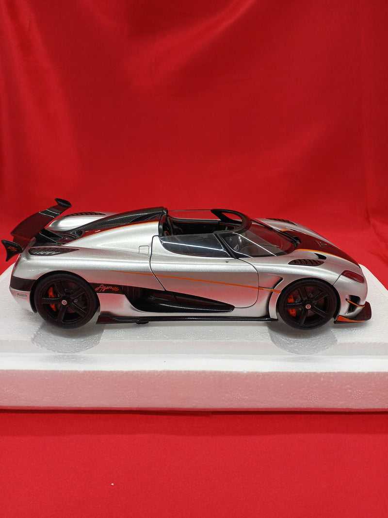 Carica immagine in Galleria Viewer, AUTOart 79024 1/18 Koenigsegg Agera RS Diecast Model Car
