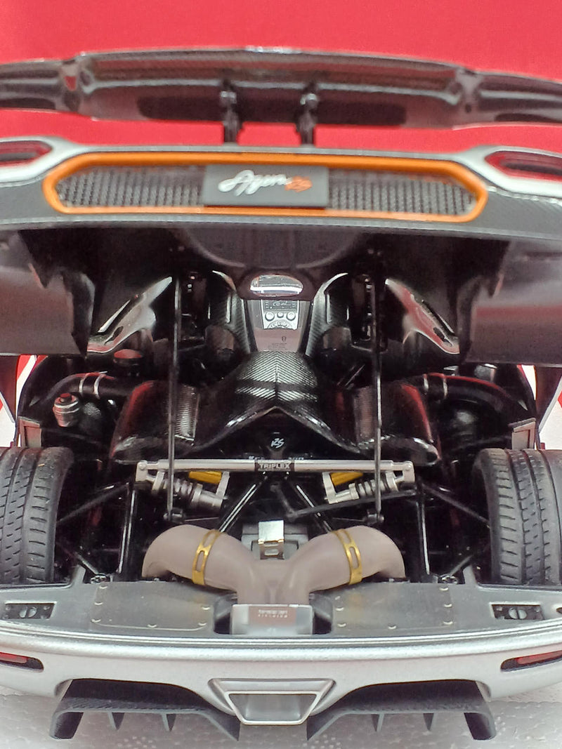 Carica immagine in Galleria Viewer, AUTOart 79024 1/18 Koenigsegg Agera RS Diecast Model Car
