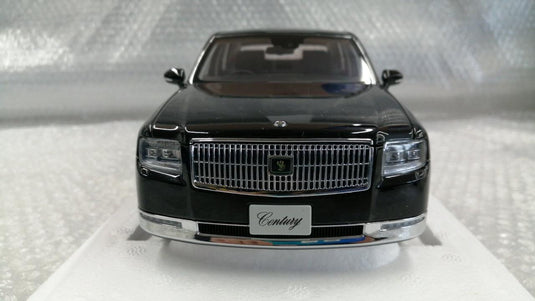 AUTOart CENTURY 1/18 Diecast Car– Used