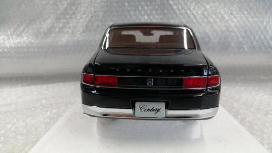 AUTOart CENTURY 1/18 Diecast Car– Used