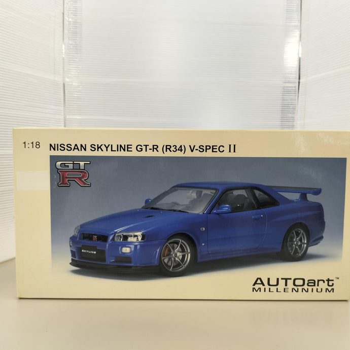 AUTOart Skyline GT-R (R34) V-SPEC II 1/18 Scale Model Car– Used