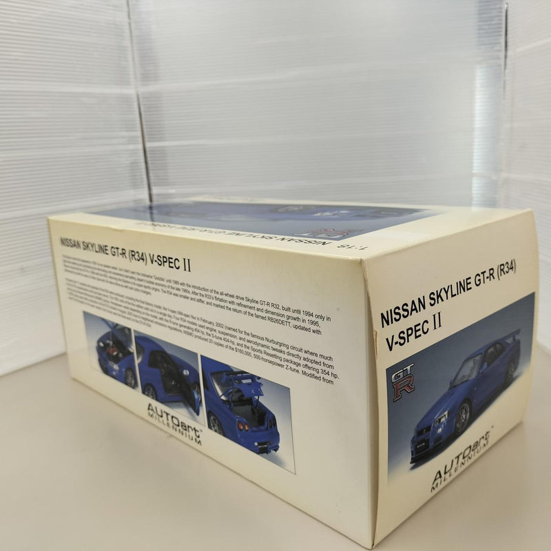 Load image into Gallery viewer, AUTOart Skyline GT-R (R34) V-SPEC II 1/18 Scale Model Car– Used
