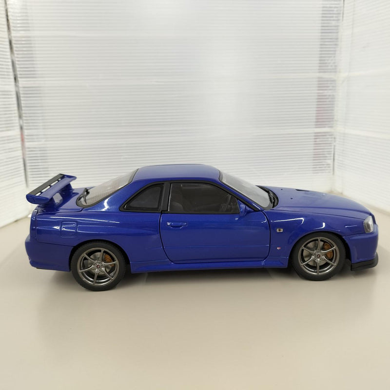 Load image into Gallery viewer, AUTOart Skyline GT-R (R34) V-SPEC II 1/18 Scale Model Car– Used
