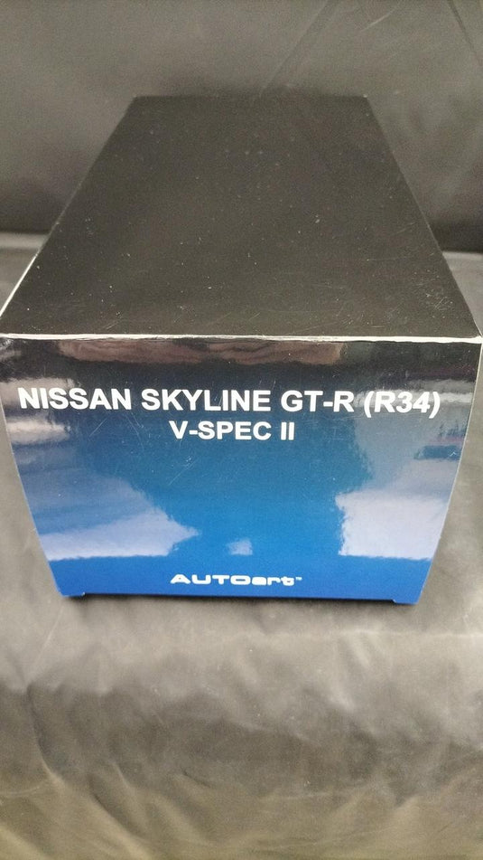 AUTOart NISSAN SKYLINE GT-R (R34) V-SPEC 1/18 Model Car– Used