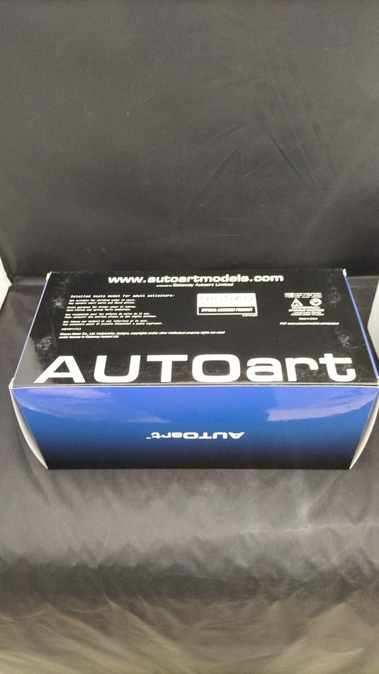 AUTOart NISSAN SKYLINE GT-R (R34) V-SPEC 1/18 Model Car– Used