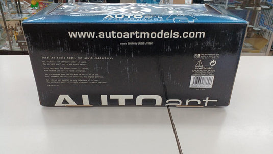 AUTOART SKYLINE R34 GTR SPECIAL WHEEL VERSION 1/18 Scale Car– Used
