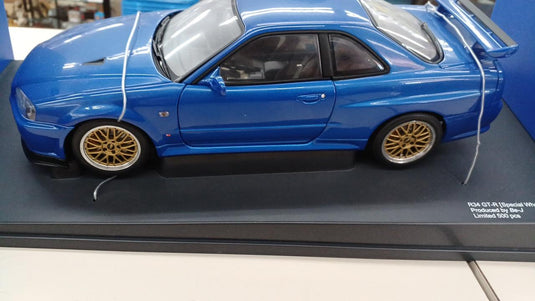 AUTOART SKYLINE R34 GTR SPECIAL WHEEL VERSION 1/18 Scale Car– Used