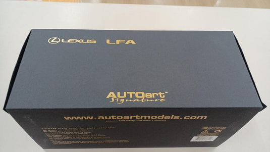 AUTOART SIGNATURE [78831] 1/18 Lexus LFA (Whitest White)– Used