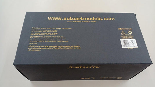 AUTOART SIGNATURE [78831] 1/18 Lexus LFA (Whitest White)– Used