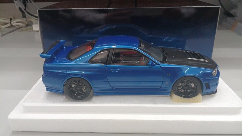 Cargue la imagen en el visor de la galería, AUTOART 77460 NISMO R34 GT-R 1/18 Scale Car– Used
