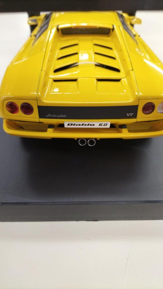 AUTOart LAMBORGHINI DIABLO 6.0 1/18 Scale Car– Used