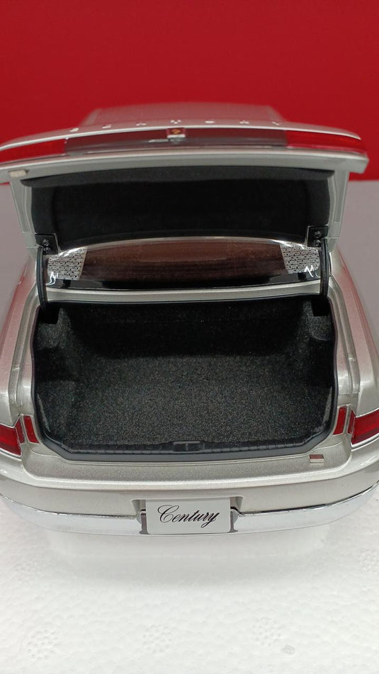 AUTOart [78770] Toyota Century Special 1/18 Scale Model Car– Used