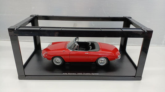 AUTOart Alfa Romeo 1600 Duetto Spider 1/18 Scale Model Car– Used
