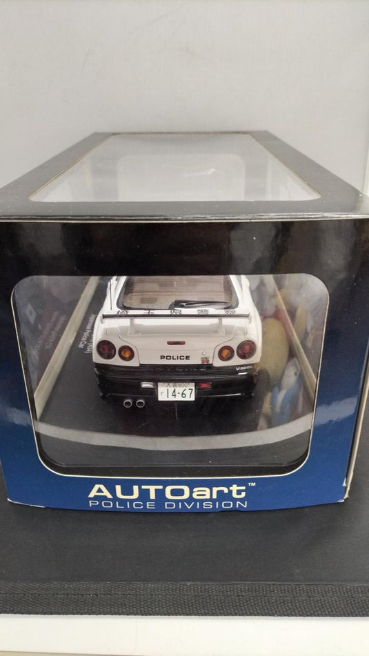 AUTOART JAPANESE POLICE CAR Saitama Police
