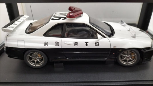 AUTOART JAPANESE POLICE CAR Saitama Police