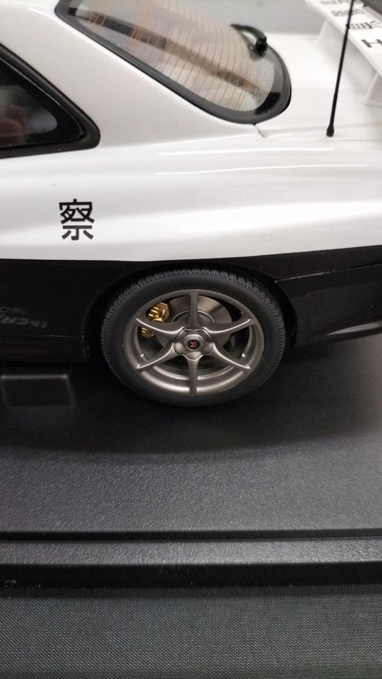 AUTOART JAPANESE POLICE CAR Saitama Police
