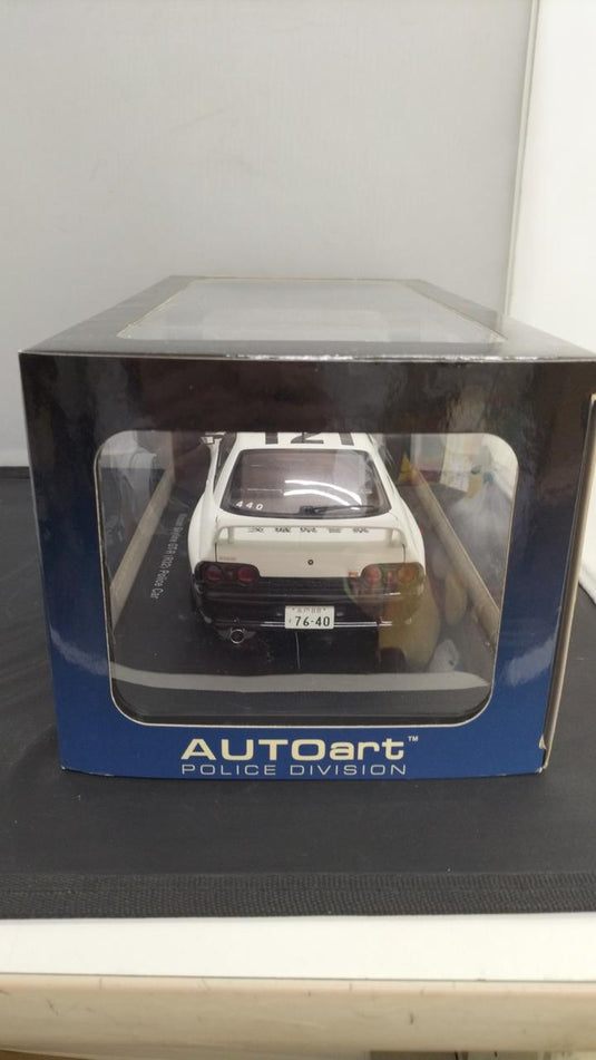AUTOART Police Car Ibaraki Prefecture #121 Nissan Skyline GT-R R32 1/18– Used