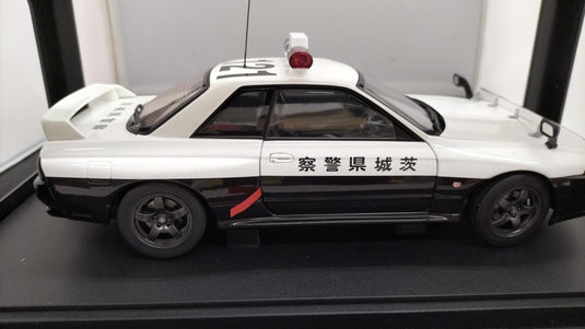 AUTOART Police Car Ibaraki Prefecture