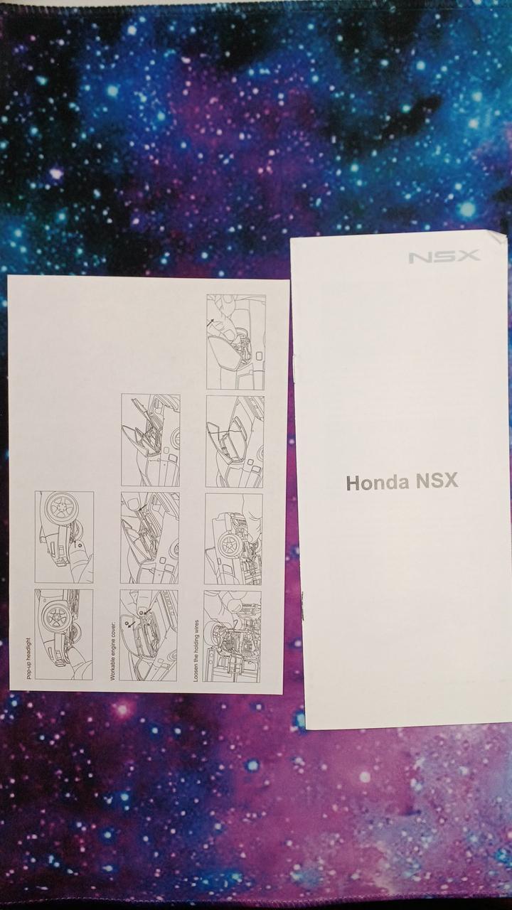 Laden Sie das Bild in Galerie -Viewer, AUTOART 1/18 HONDA NSX Scale Model Car– Used
