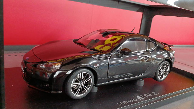 Load image into Gallery viewer, AUTOart Subaru BRZ 1/18 Diecast Car– Used
