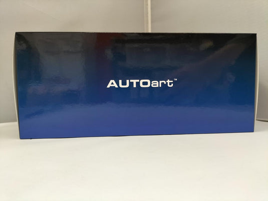 AUTOart Porsche 911 GT2 RS 1/18 Scale Car– Used