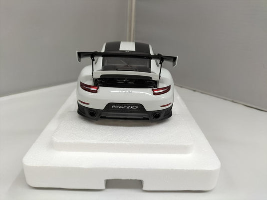 AUTOart Porsche 911 GT2 RS 1/18 Scale Car– Used
