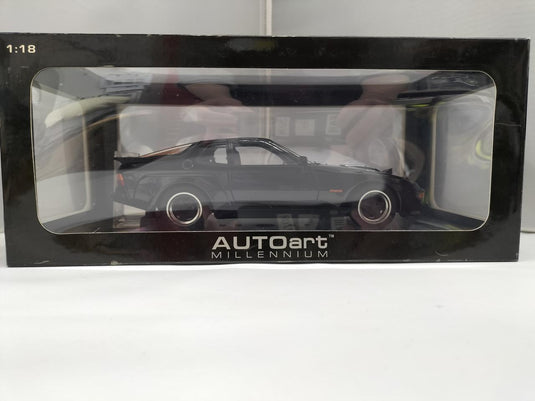 AUTOart Porsche 924 Carrera GT 1980 1/18 Scale Car– Used