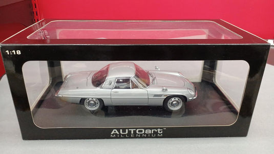 AUTOART MILLENNIUM MAZDA COSMO SPORT Silver 1/18 Scale Car– Used