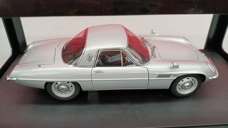 Load image into Gallery viewer, AUTOART MILLENNIUM MAZDA COSMO SPORT Silver 1/18 Scale Car– Used
