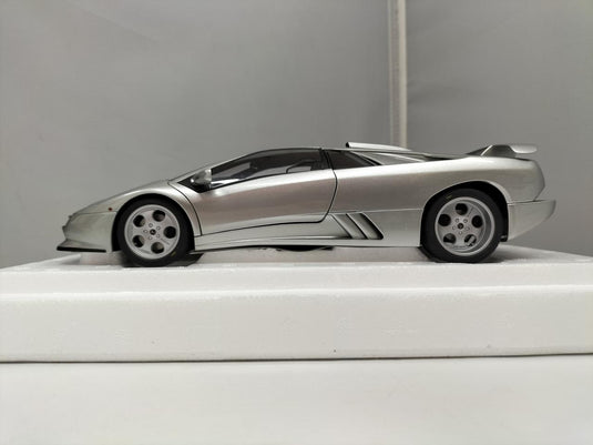 AUTOart LAMBORGHINI DIABLO SE30 JOTA 1/18 Scale Car– Used