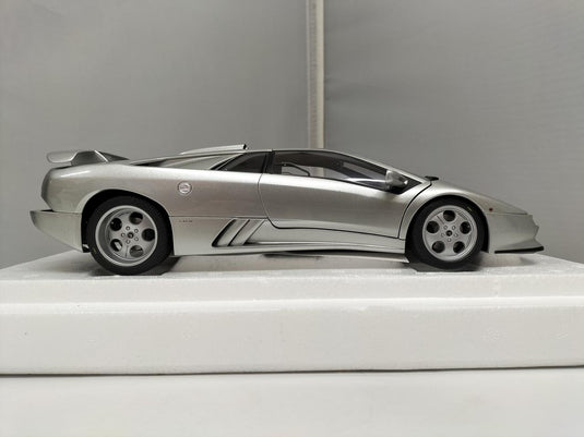 AUTOart LAMBORGHINI DIABLO SE30 JOTA 1/18 Scale Car– Used